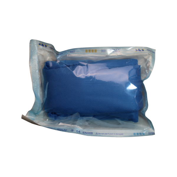 پک استریل بیمار (اقلام اولیه بیمار) روی پسزمینه سفید