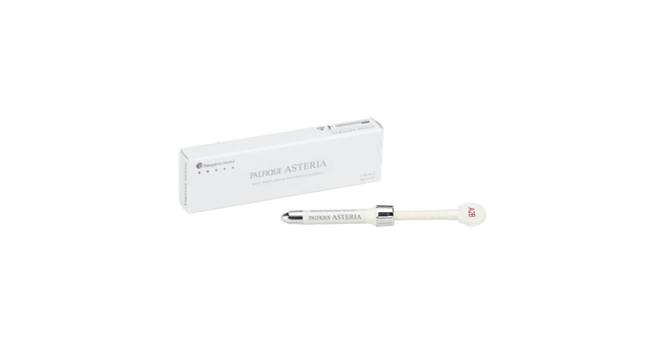 Tokuyama Dental Composite – سرنگ استایلیت سیگما کوئیک یا آستریا با لوگوی Tokuyama ژاپن، چیدمان جعبه و شیدها (A1, A2…) روی زمینه سفید | panamal.ir