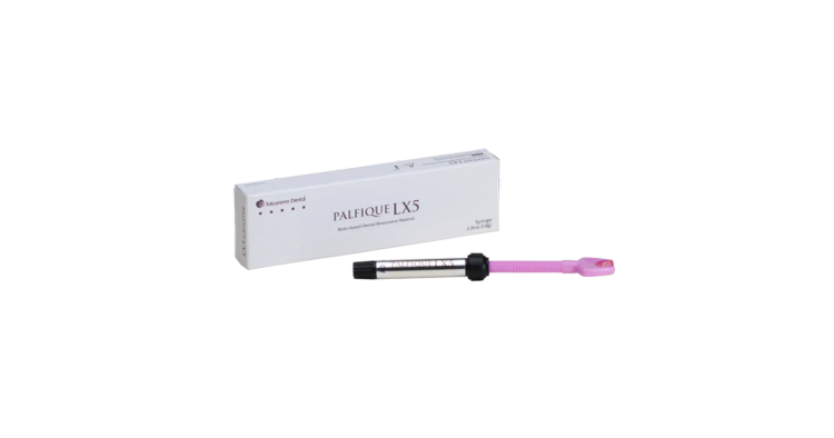Tokuyama Dental Composite – سرنگ استایلیت سیگما کوئیک یا آستریا با لوگوی Tokuyama ژاپن، چیدمان جعبه و شیدها (A1, A2…) روی زمینه سفید | panamal.ir